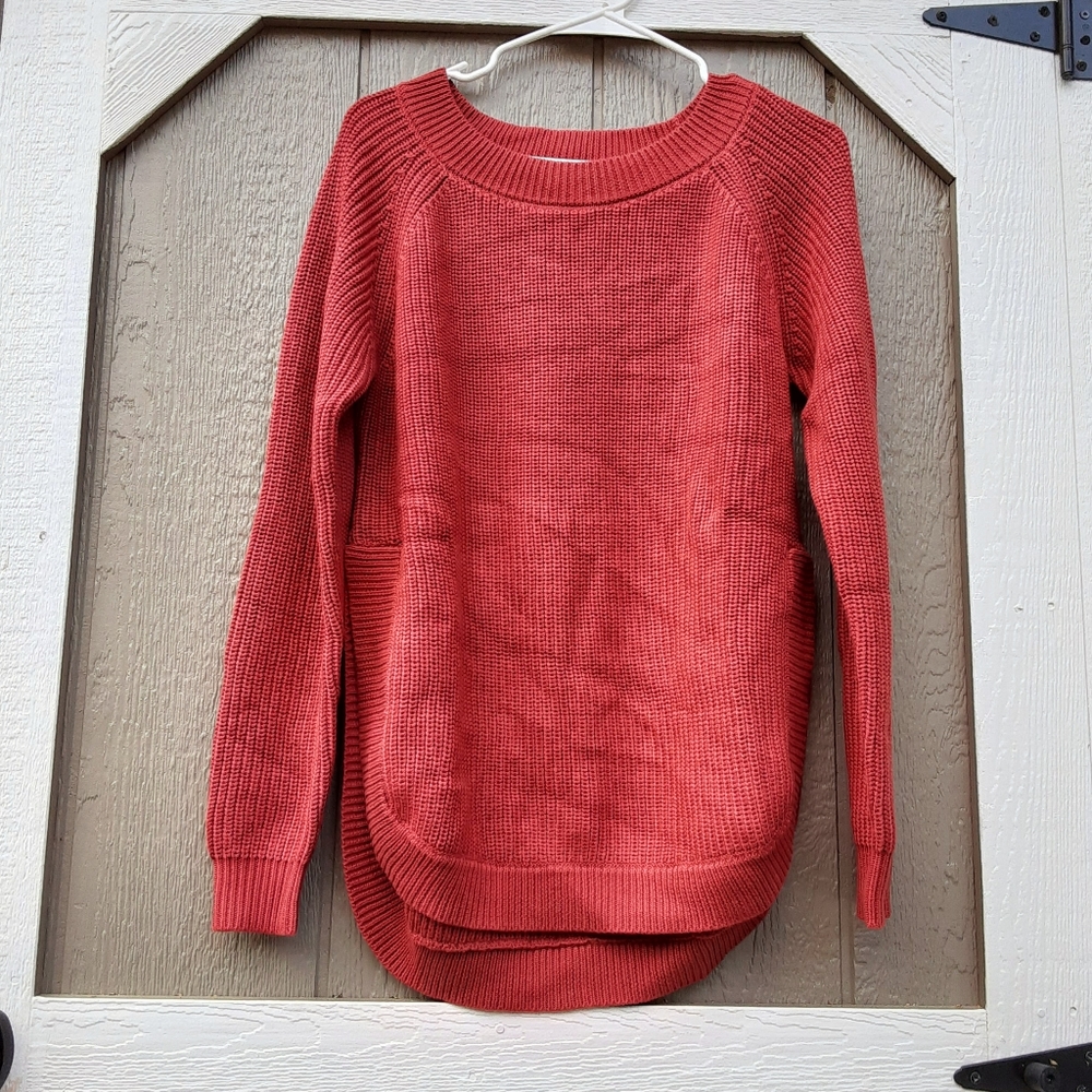 Women's sweater New no tags